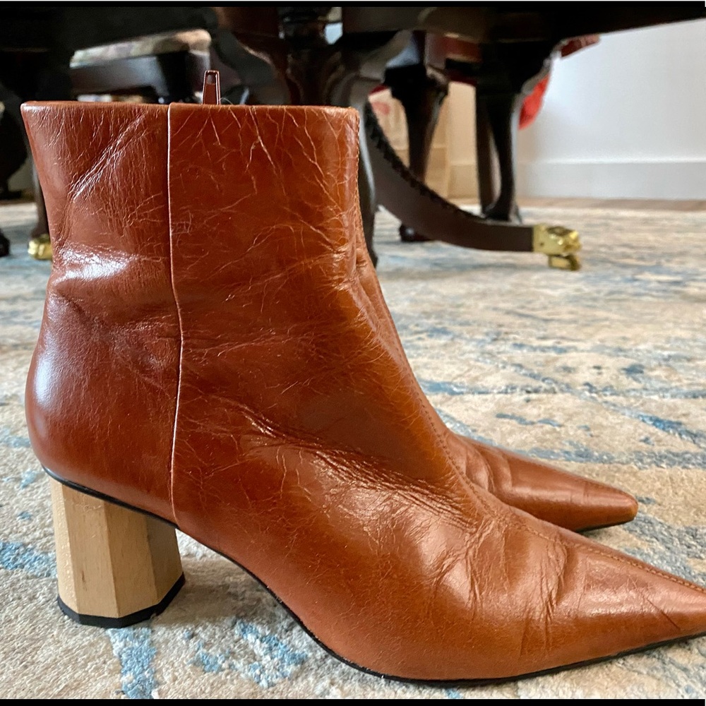 Brown Leather wood heel pointed toe boots